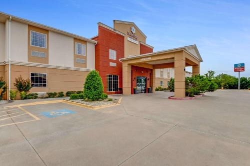 Owasso Hotel | SureStay Plus Hotel by Best Western Owasso Tulsa North