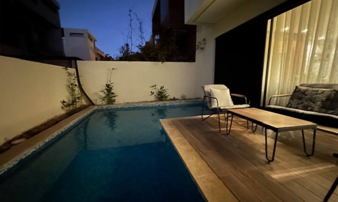 Tamariss Villa | 🌊 Surf, sun and relaxation by the pool 🏄♂️