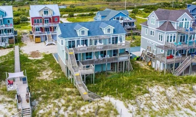North Topsail Beach House | Surfer's Delight - Amazing 6 BR Oceanfront Home in Hampton Colony