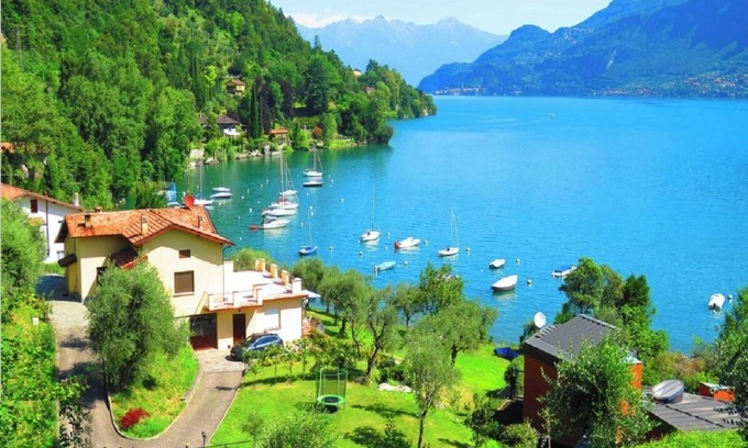Limonta Villa | Surrounded by nature on the beach of Bellagio - a Lake Como retreat