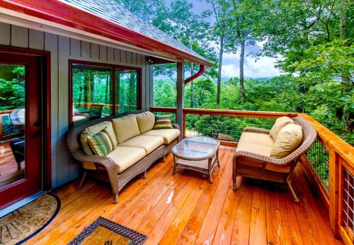 Pisgah Forest House | Sweet Refrain