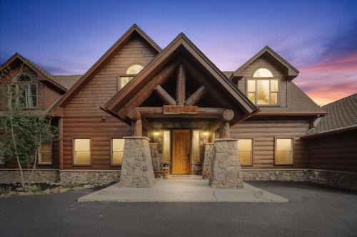 Baldy Mountain House | Swift Getaway home