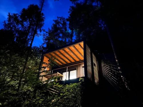 Sirok House | Syrok Magasflash