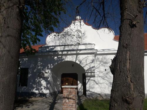 Ujkigyos Bed & Breakfast | Szent Imre Panzió