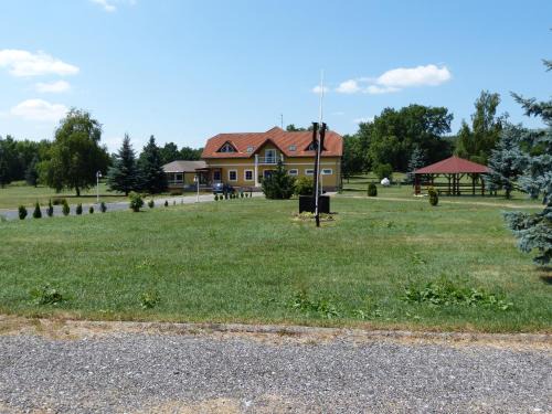 Bajansenye Bed & Breakfast | Tó Panzió Őrség Bajànsenye