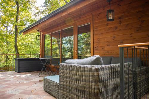 Kismaros Villa | TÖLGYUDVAR Vendégház