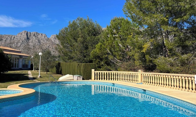 Beniarbeig Villa | T-0124 Comfortable property in quiet area