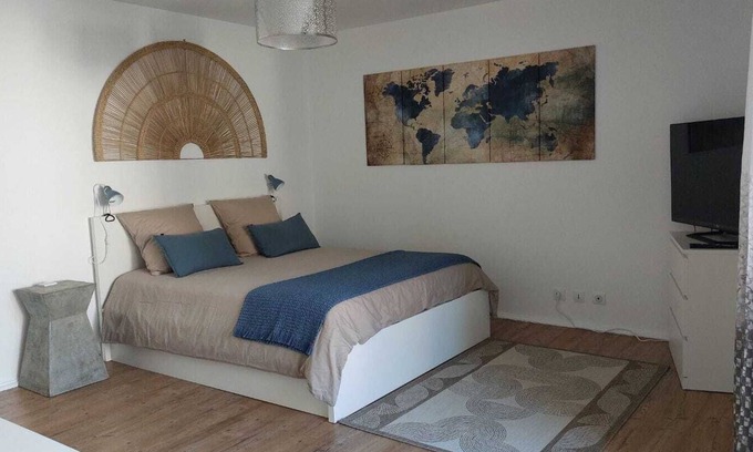 Agen Apartment | T1Bis, historical center, very quiet, terrace