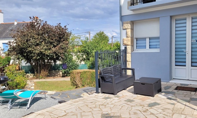 Lanester Apartment | T2 29m² (ground floor), close to shops and 10 Km from the sea