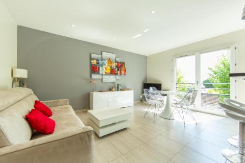 Andernos-les-Bains Apartment | T2 haut de gamme avec vue Bassin