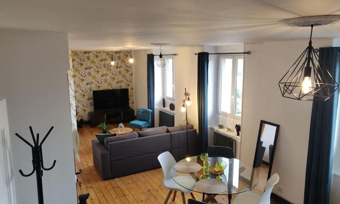Saint-Brieuc Apartment | T2 Savannah - gare - parking jardin