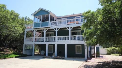 Tuckahoe House | T3, Bella Vita- Oceanside, Private Pool, Walking distance to town of Duck, Foosball