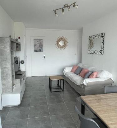 Sainte-Marguerite Apartment | T4 près du stade vélodrome et des plages