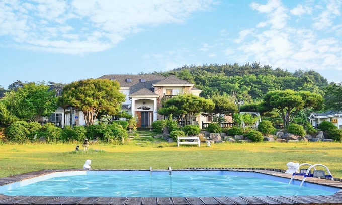 Taean House | Taean Remember Pension