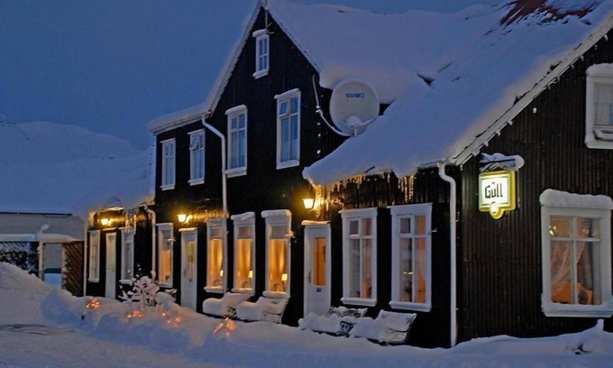 Reydarfjoerdur House | Taergesen Guesthouse