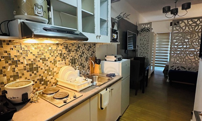 Ususan Apartment | Taguig near Bgc 1bedroom with Balcony