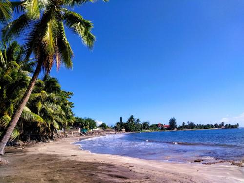 Arue House | TAHITI - Matavai Bay Cottage