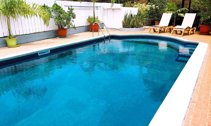 Pirae House | TAHITI - Vetea POOL Fare