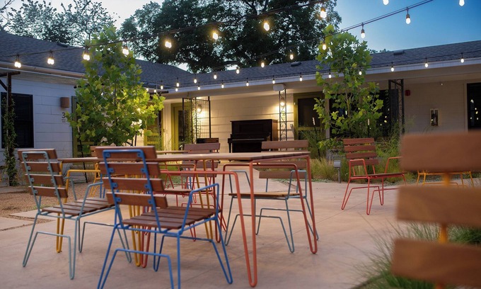 Taylor Hotel | Talbot Commons Hotel