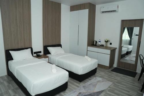 Bunsit Hotel | Taman Bandukan Riverside Resort
