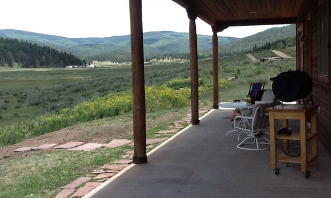 Taos House | Taos Ranch Horses Welcome