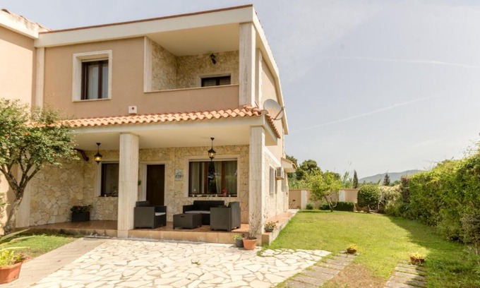 Capitana Villa | TARA