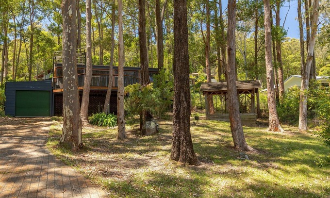 Tarbuck Bay Cabin | Tarbuck Cabin relax and enjoy a fuse free holiday