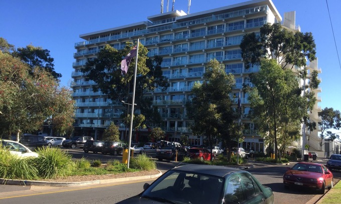 Walkerville Apartment | Tasha's Apartments on Warwick