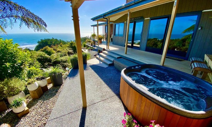 Paparoa National Park Cabin | Tasman Sea Retreat