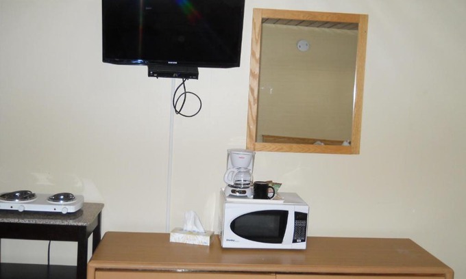 Medicine Hat Hotel | TC Motel