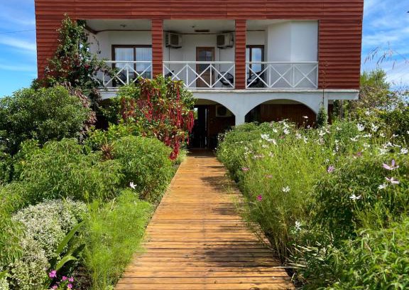 Hanga Roa Bed & Breakfast | Teanehi Bed & Breakfast