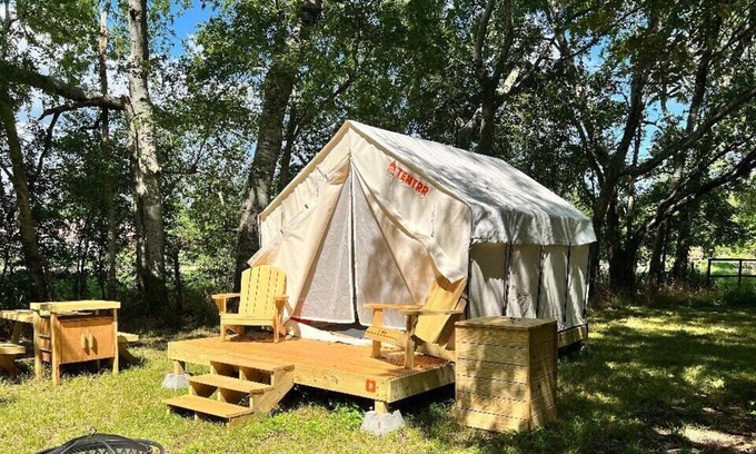 Texas Gulf Coast Region RV Rental | Tentrr State Park Site - Texas Brazos Bend State Park - Trailside B - Single Cam