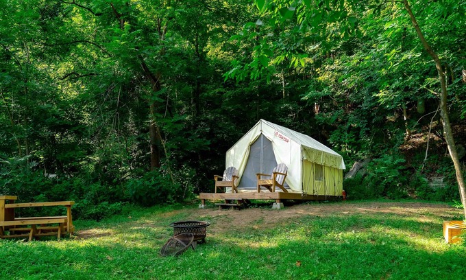 Ansted RV Rental | Tentrr State Park Site - WV Hawk's Nest State Park - Site B - Single Camp