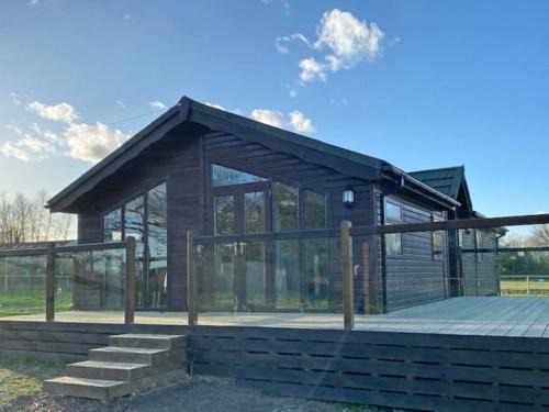 Bethersden House | Terrapin Lodge - lakeside cabin