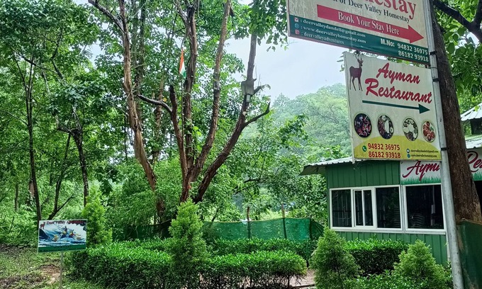 Ganeshgudi Resort | Terrific resort with WiFi in Ganeshgudi - 6 bedrooms