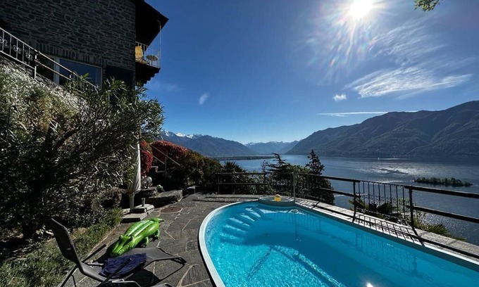 Ronco sopra Ascona House | Tessiner Haus, Privater Außenpool, Eigener Garten, Freier Seeblick