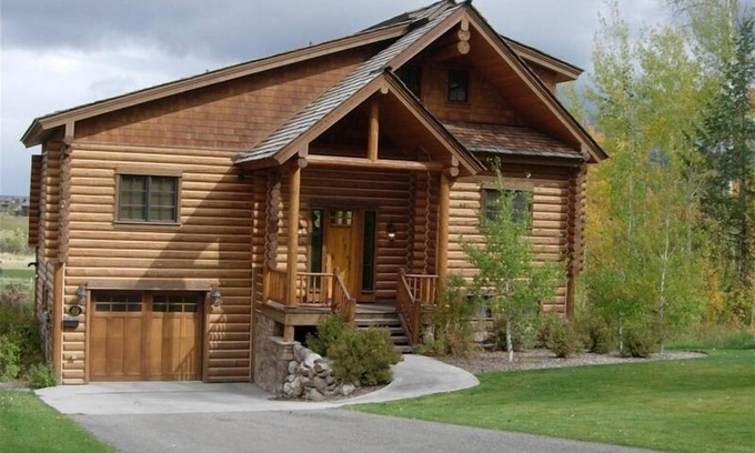 Victor Cabin | Teton Springs Cabin Backing up to Targhee National Forest