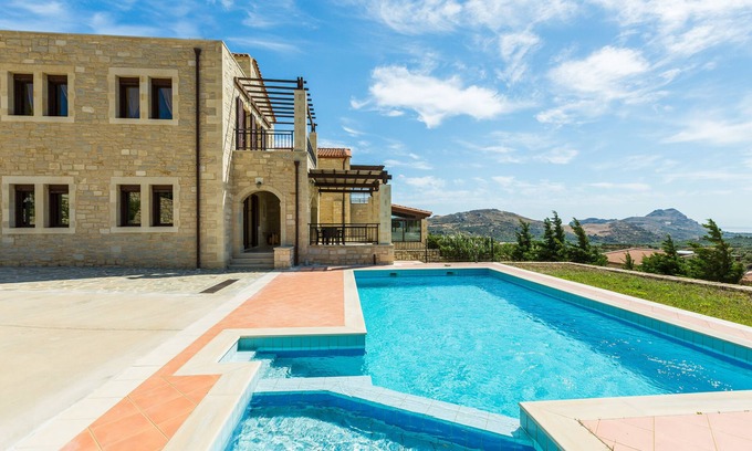 Lefkogeia Villa | Thalia Villa Private pool, amazing sea views, walking distance to shops