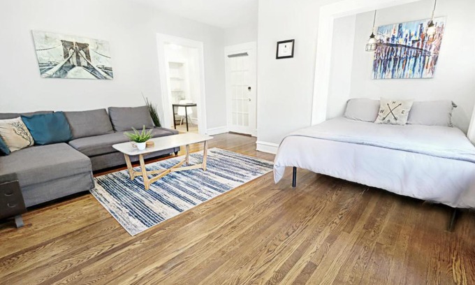 Lower Greenville Apartment | The 1920s Mainstay Studio Flat on Lower Greenville