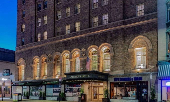 Hamilton District Hotel | The Americus Hotel, Trademark Collection by Wyndham