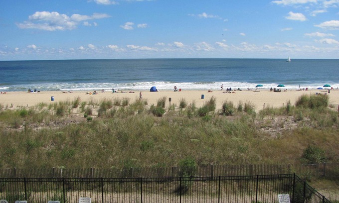 Midtown Ocean City Condo | The Atlantic at Your Doorstep