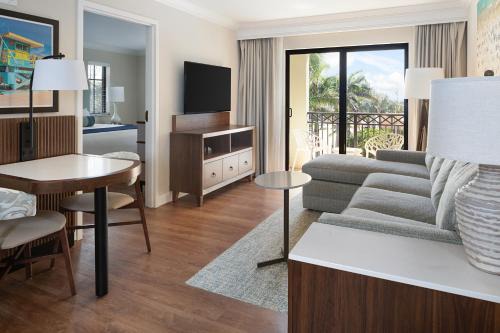 Delray Beach Hotel | The Atlantic Suites on the Ave