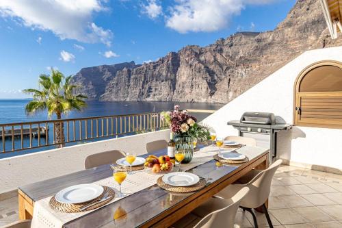 Los Gigantes Apartment | The Best View Apartment By Dream Homes Tenerife