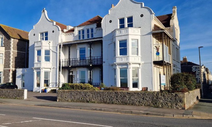 Weston-super-Mare Hotel | The Beach Weston