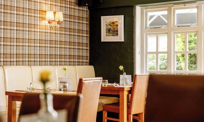 Ladbroke Hotel | The Bell Inn