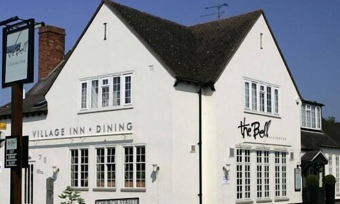 Eckington Bed & Breakfast | The Bell - Restaurant with rooms