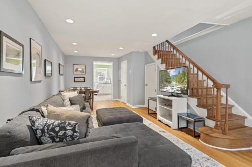 Passyunk Square House | The Bella Vista Townhouse