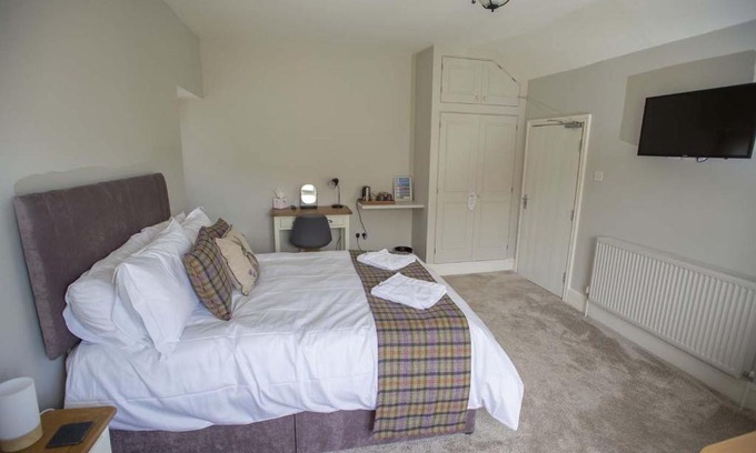 Glyndyfrdwy Hotel | The Berwyn Arms