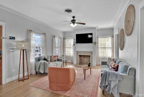 Broadmoor House | The Beverly established 1939