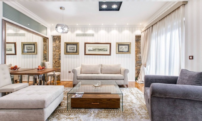 Plaka Apartment | The Beverly Suites in Plaka by JJ Hospitality-